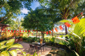 Laoxao Lakeview Homestay
